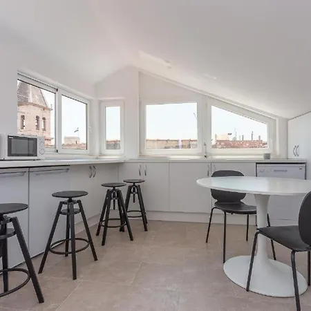 Xboutique Marinac Šibenik