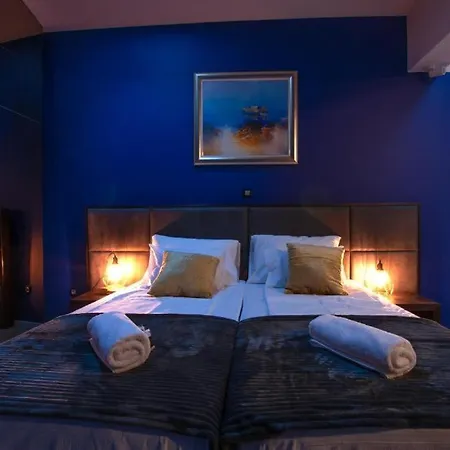 Xboutique Marinac 4*