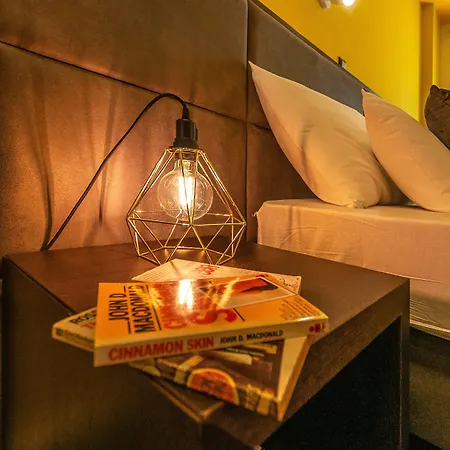 Xboutique Marinac Pensión 4*