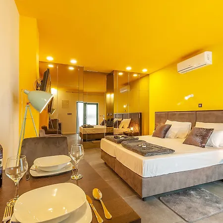 Xboutique Marinac 4*
