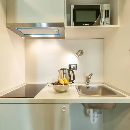 Xboutique Marinac 招待所 4*