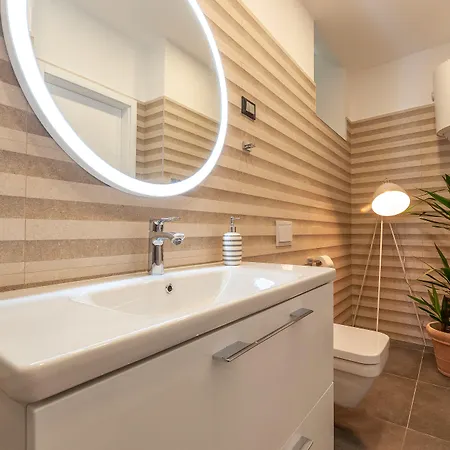 招待所 Xboutique Marinac 希贝尼克