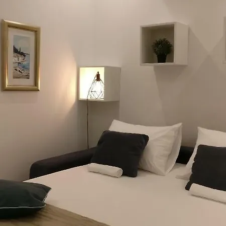 Xboutique Marinac 4*