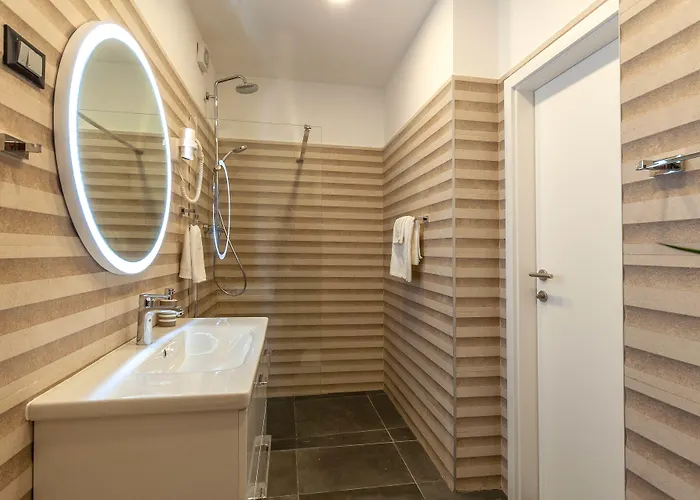 Guest house Xboutique Marinac 4*