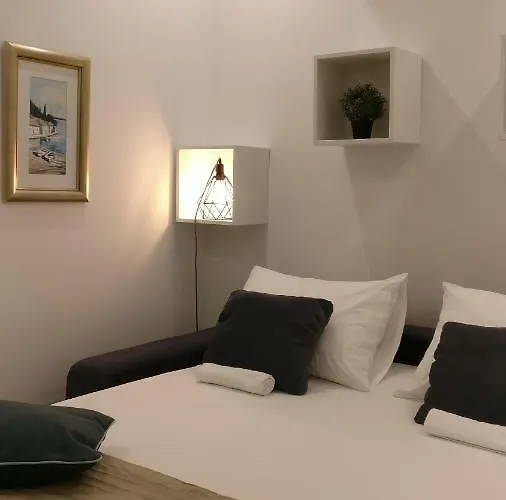 Xboutique Marinac 4*