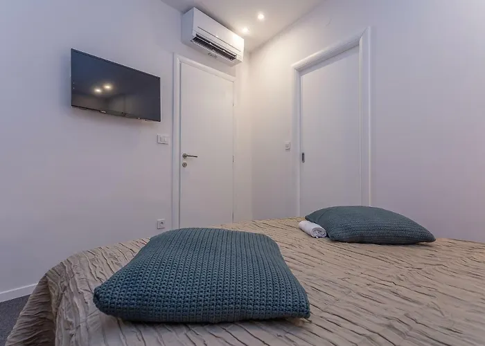 Xboutique Marinac Šibenik