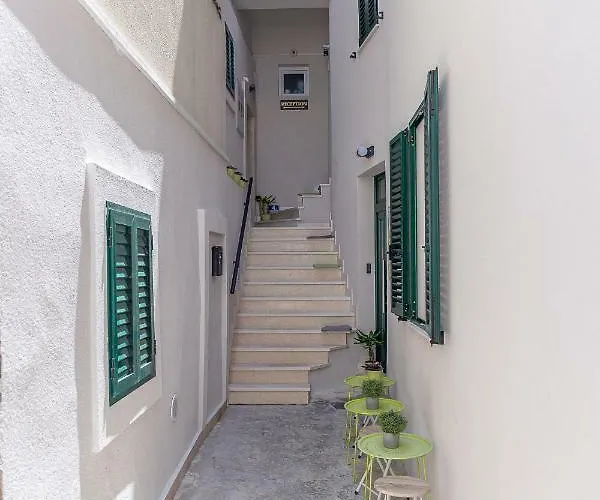 Xboutique Marinac Guest house