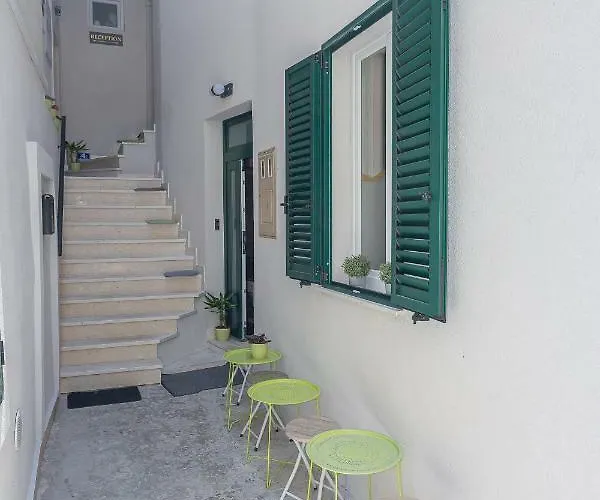 Guest house Xboutique Marinac Sibenik